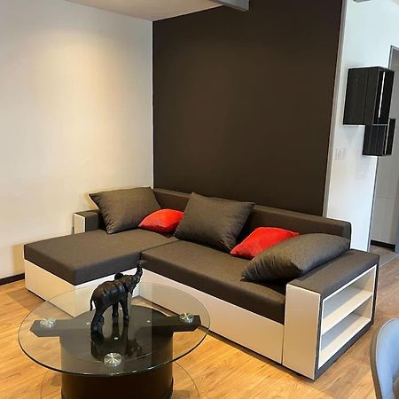 Apartamento 36 Avenue De La Gare Concarneau Exterior foto